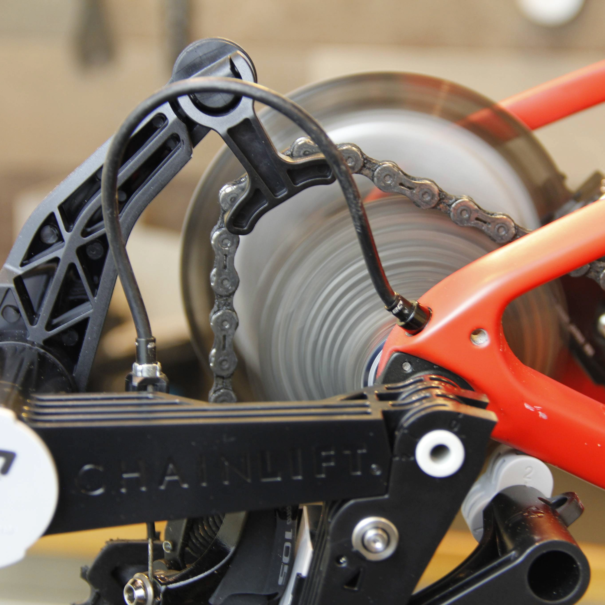 Chainlift Loading Chainlift – Radian